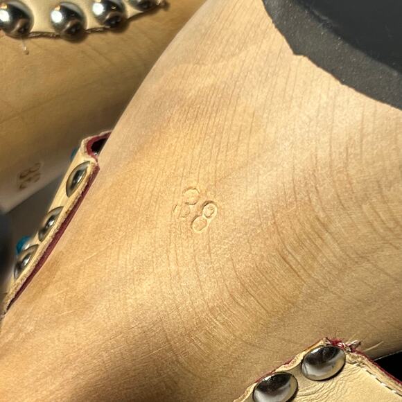 Jean-Michel Cazabat Platform Sandals Tan Leather Rhinestone 5 Inch Heel Size 7.5 - Picture 11 of 12